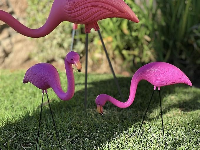 GiftExpress Pink Flamingos Yard Decorations - 12 Pack Small 14" Tall Plastic Flamingo Statue w/Metal Stakes - Lawn Ornaments & Garden Decor for Outdoor Parties