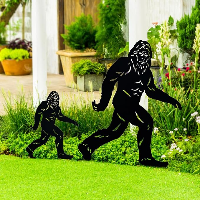 15.8 inch Bigfoot Metal Outdoor Decor Big Foot Sasquatch Gifts for Men/Women Bigfoot Silhouette Statues for Yard Art, Patio, Lawn, Forests, Garden Decor, Yard Display, Garden Decorations