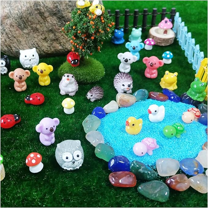 100 Pcs Mini Resin Animals Figures, Mixed Tiny Plastic Animals Figurines to Hide Miniature Fairy Garden Decorations Accessories