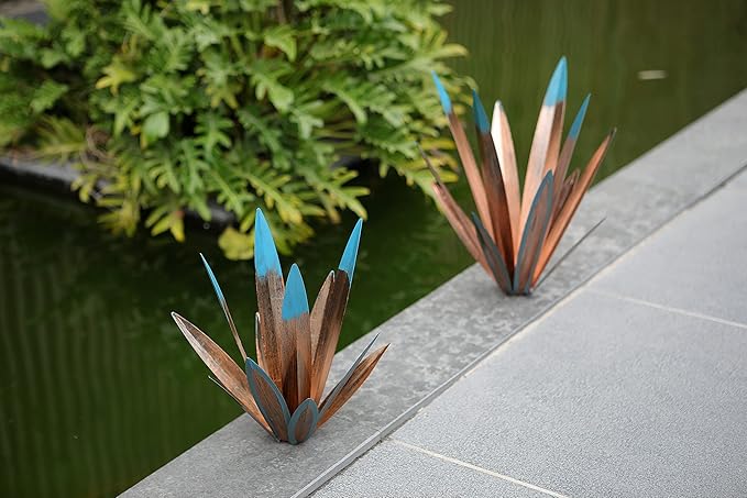 Homight Metal Agave Plants Outdoor Decor Mexican Yard Art Plants Garden Decor for Outside Metal Art Flowers Gifts for Butterflies Bees Birds for Gifts (1big&1small)