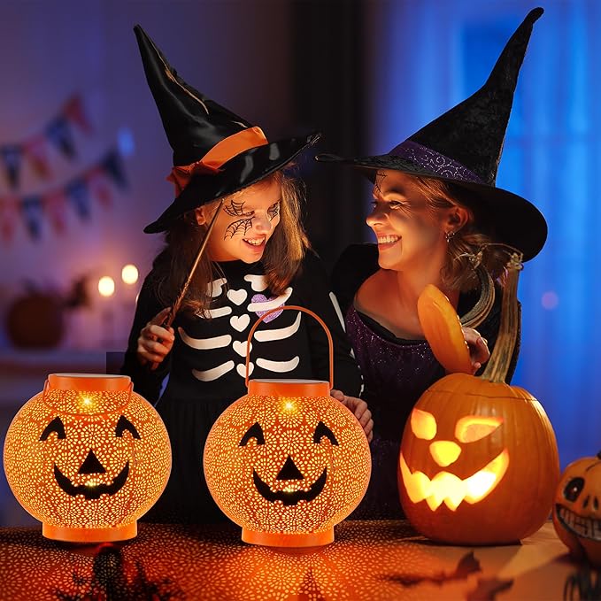 Halloween Decoration Hanging Solar Lantern Outdoor - Solar Powered Pumpkin Led Jack-O Lights, Waterproof Halloween Decor Metal Round Lantern for Yard, Patio, Pathway, Porch, Lawn, Garden, Outside