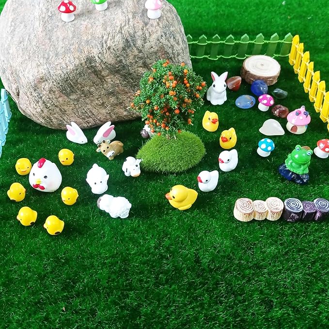 100 Pcs Mini Resin Animals Figures, Mixed Tiny Plastic Animals Figurines to Hide Miniature Fairy Garden Decorations Accessories